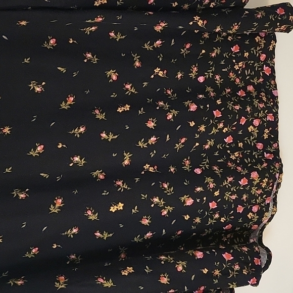 3/$30 OLD NAVY Floral Oversized Flare Sleeve Peasant Poet Blouse Size Medium - Picture 4 of 11